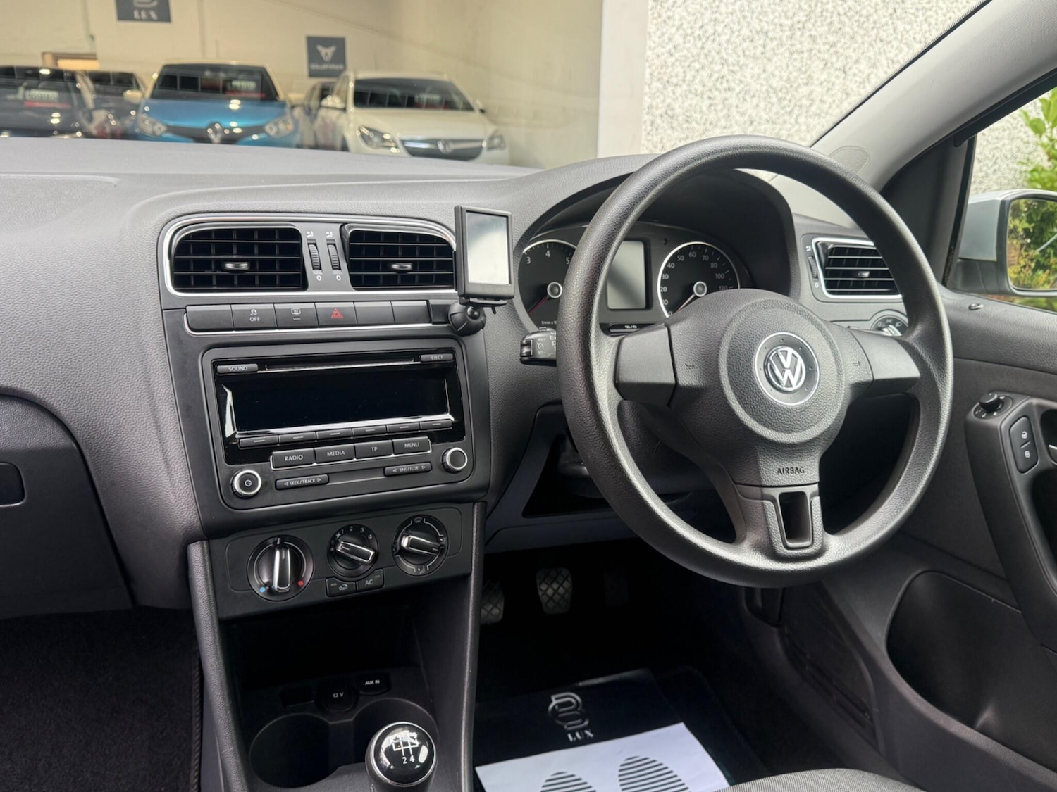 Used Volkswagen Polo for sale - 76473405: Photo 25