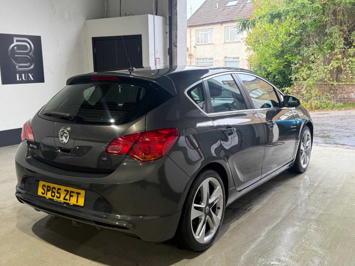 Used Vauxhall Astra 2015 for sale - 76371031: Photo 4