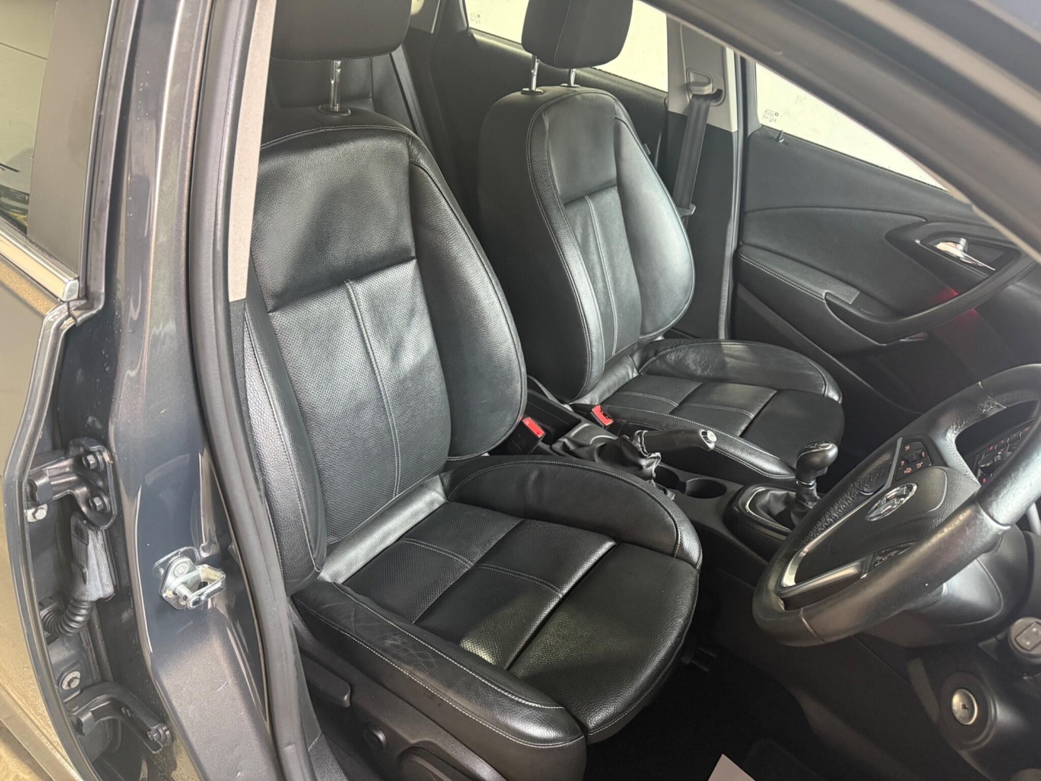 Used Vauxhall Astra 2015 for sale - 76371031: Photo 8