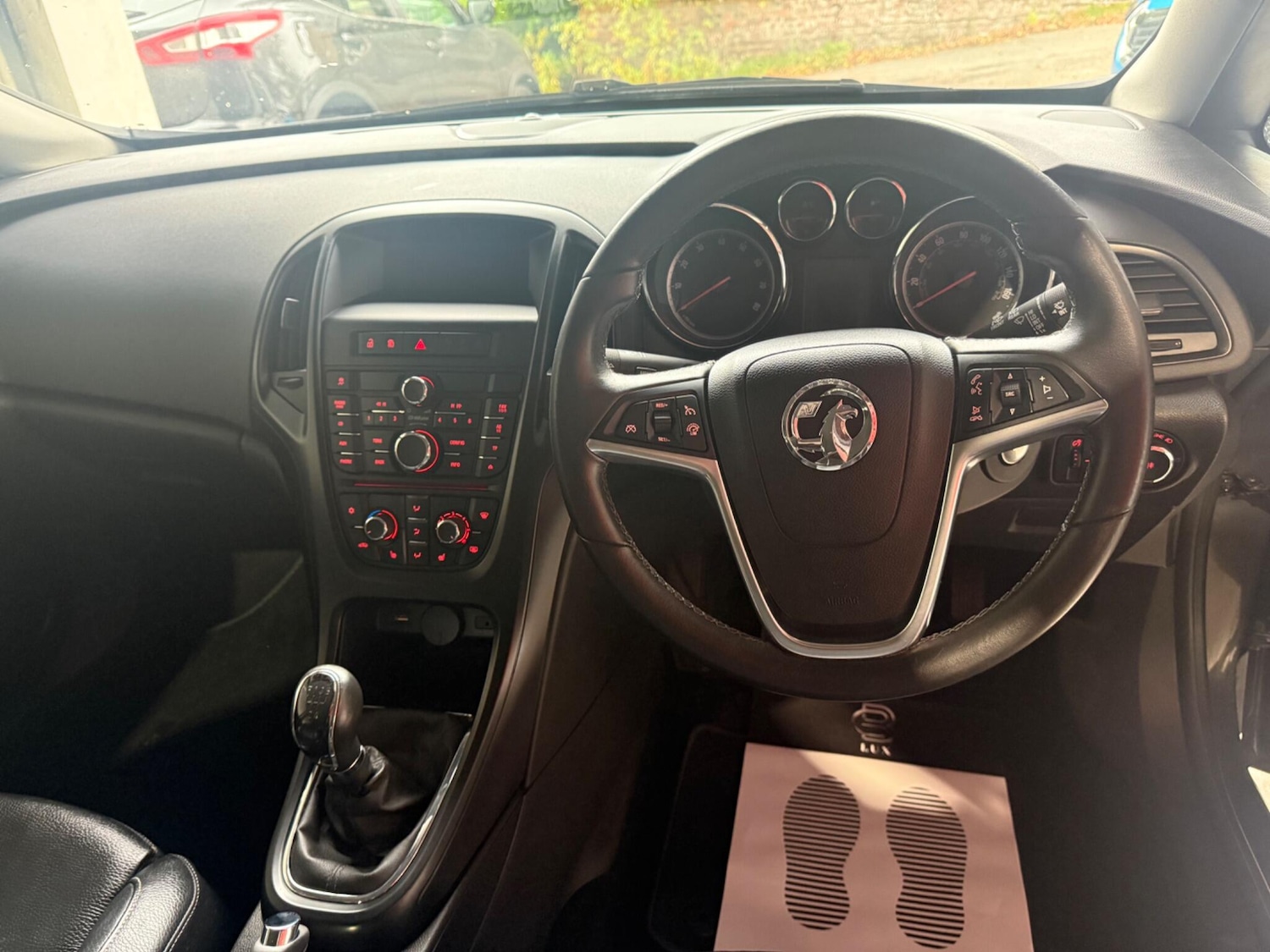 Used Vauxhall Astra 2015 for sale - 76371031: Photo 9