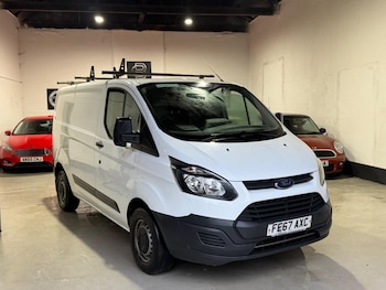 Used Ford Transit Custom 2017 for sale - 77119999: Photo