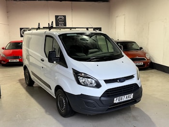 Used Ford Transit Custom 2017 for sale - 77119999: Photo