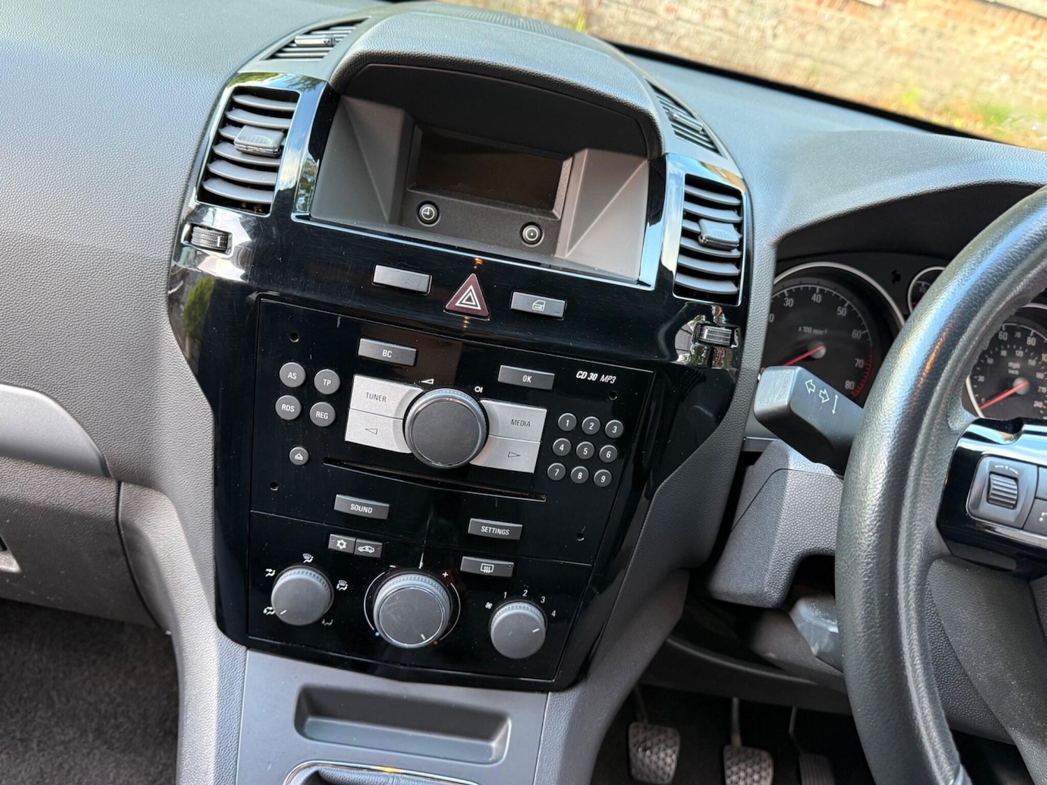 Vehicle 33