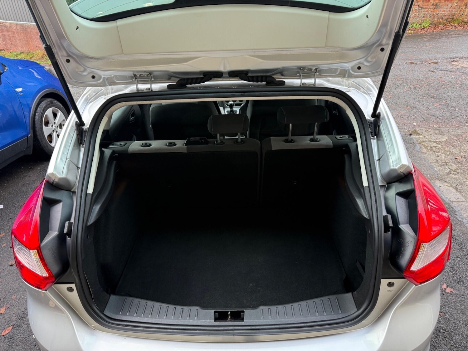 Used Ford Focus 2012 for sale - 76771866: Photo 28