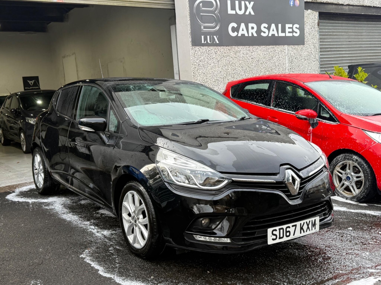 Used Renault Clio for sale - 77598470: Photo 3
