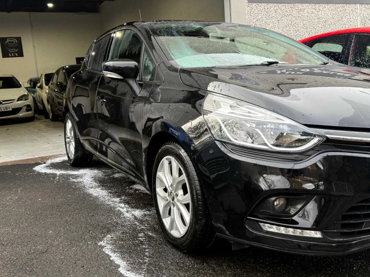 Used Renault Clio for sale - 77598470: Photo 9