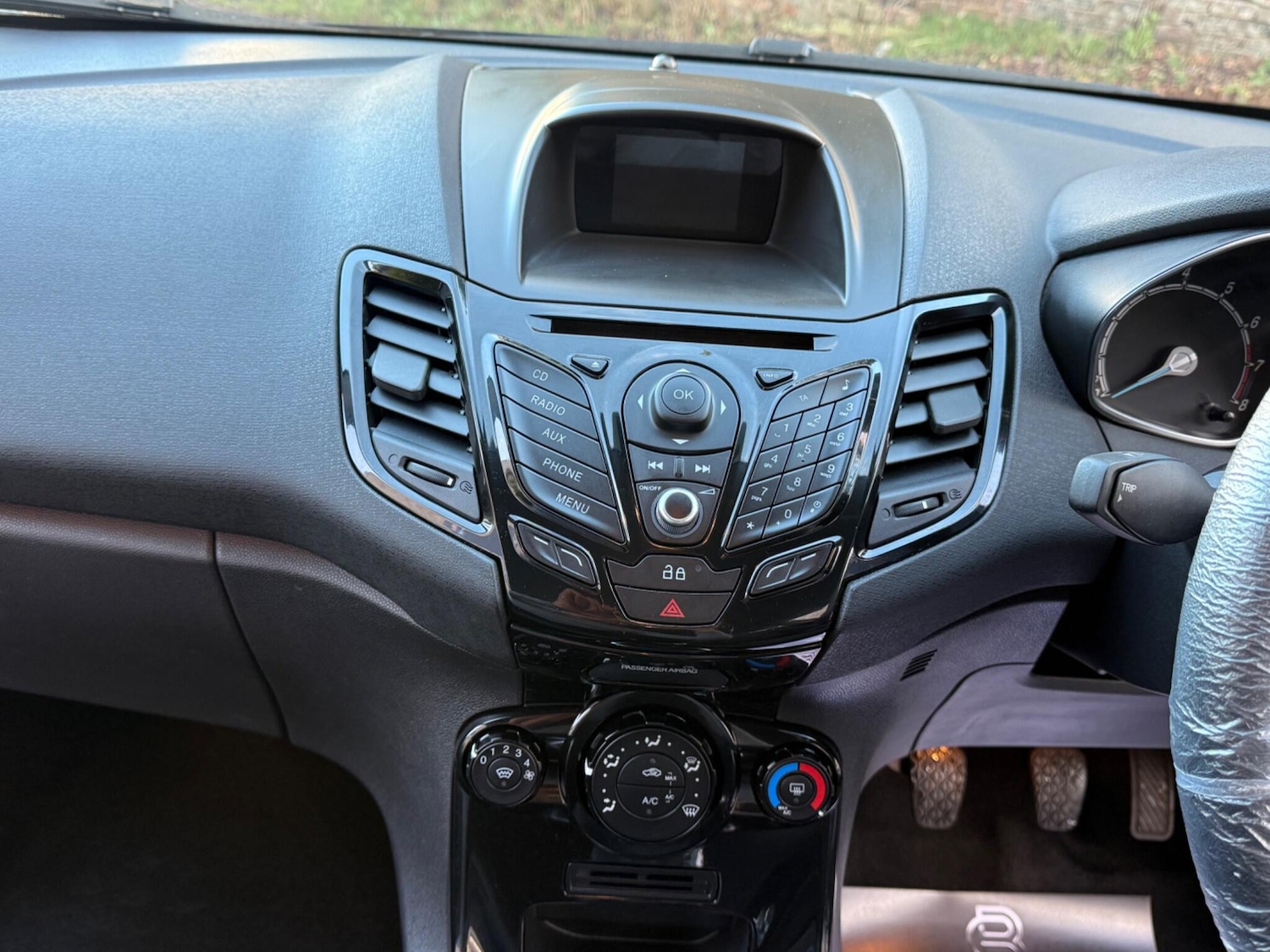 Used Ford Fiesta 2014 for sale - 77016268: Photo 32