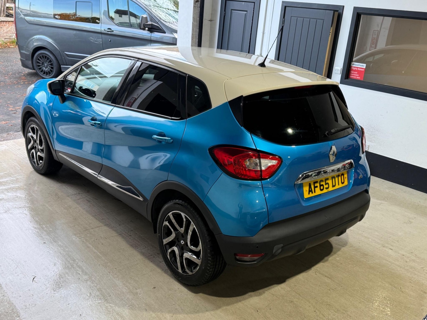 Used Renault Captur 2015 for sale - 76360731: Photo 15