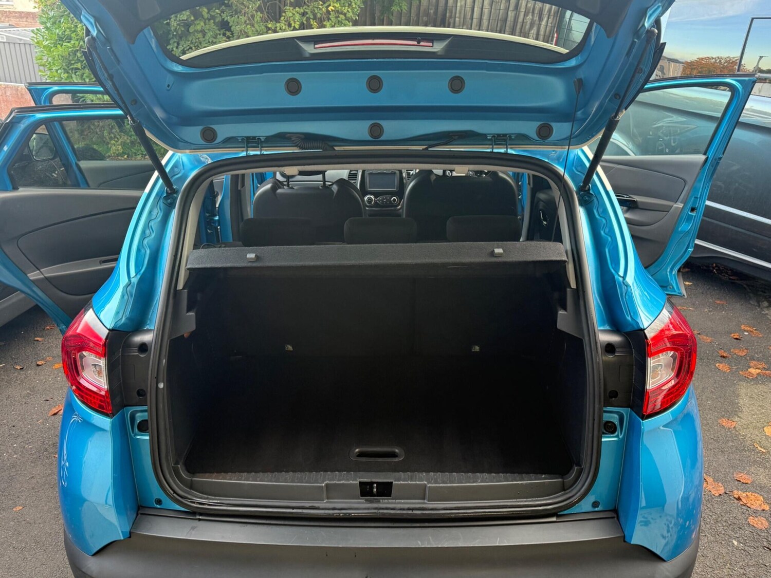 Used Renault Captur 2015 for sale - 76360731: Photo 23