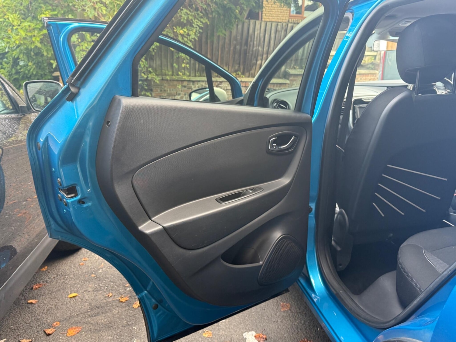 Used Renault Captur 2015 for sale - 76360731: Photo 24