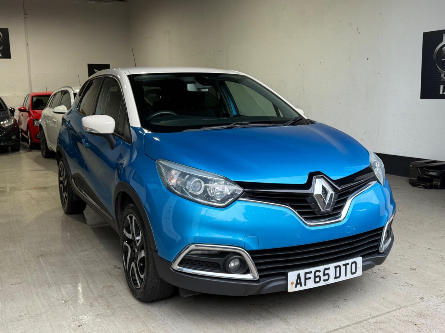 Used Renault Captur 2015 for sale - 76360731: Photo 4