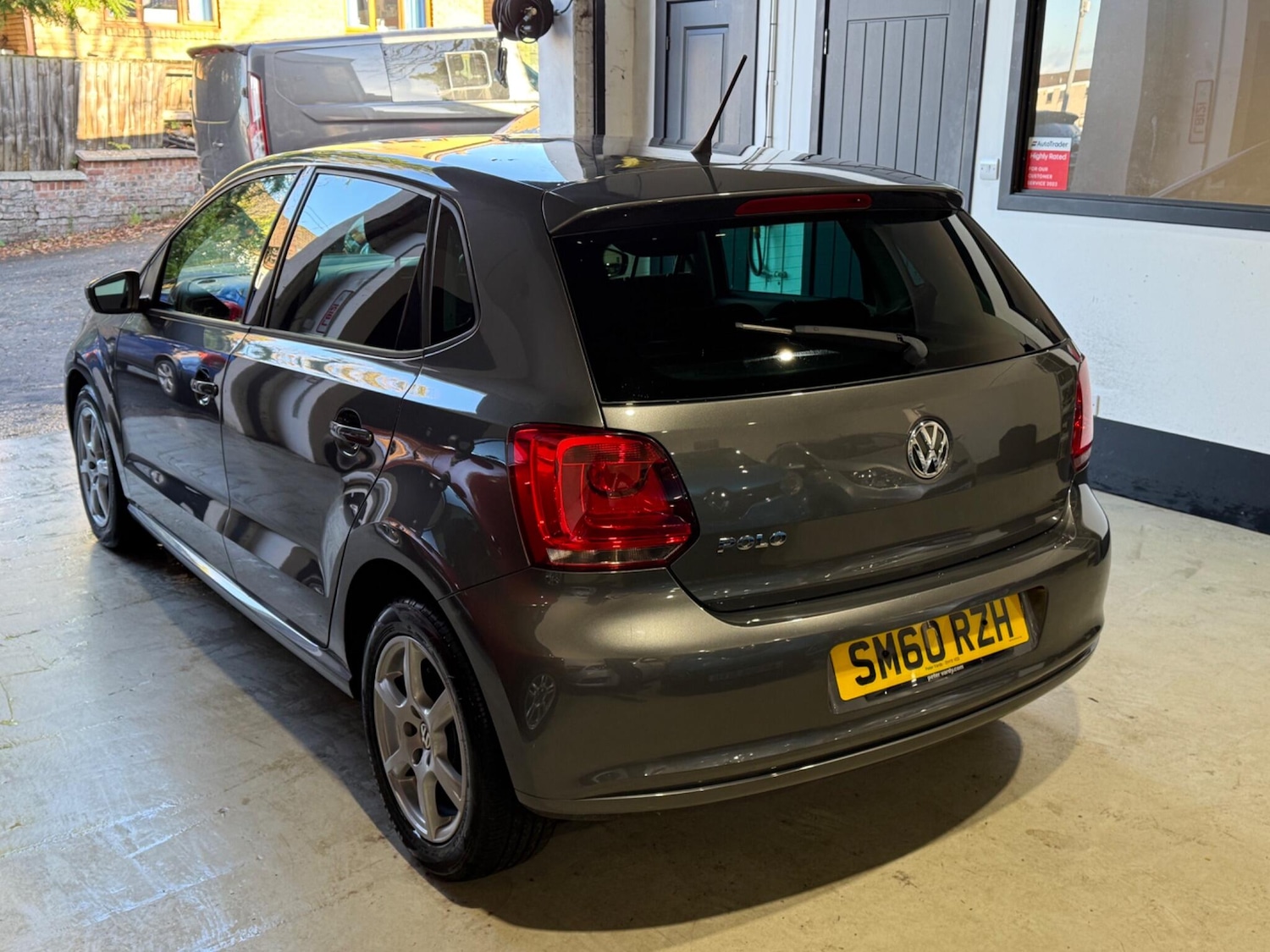 Used Volkswagen Polo 2011 for sale - 76633880: Photo 11