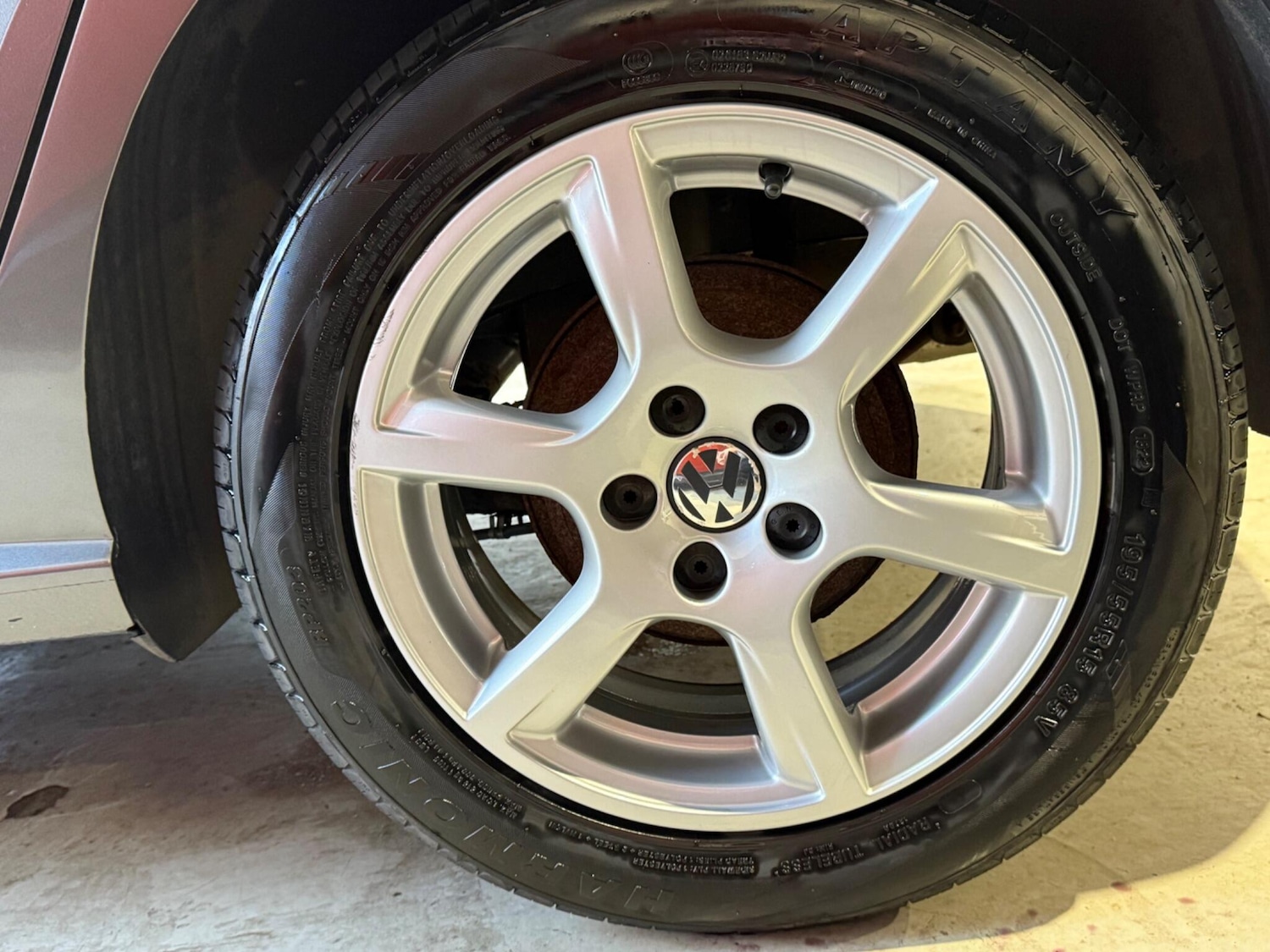 Used Volkswagen Polo 2011 for sale - 76633880: Photo 19