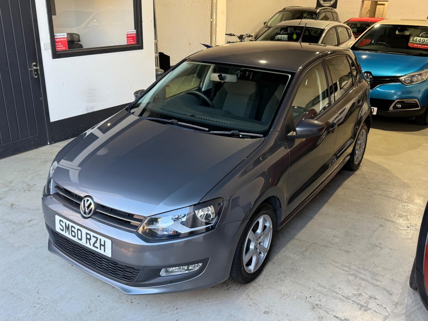 Used Volkswagen Polo 2011 for sale - 76633880: Photo 4