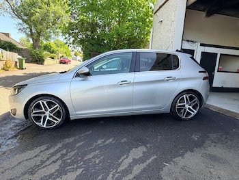 Used Peugeot 308 2014 for sale - 78695178: Photo