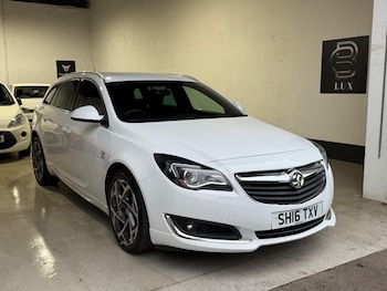 Vauxhall - Insignia