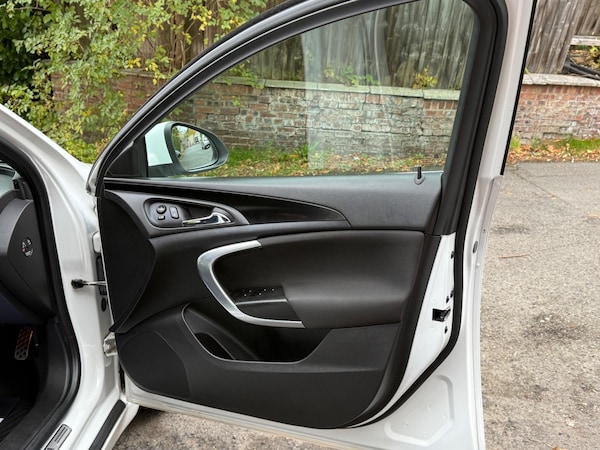 Used Vauxhall Insignia 2016 for sale - 76227224: Photo 23