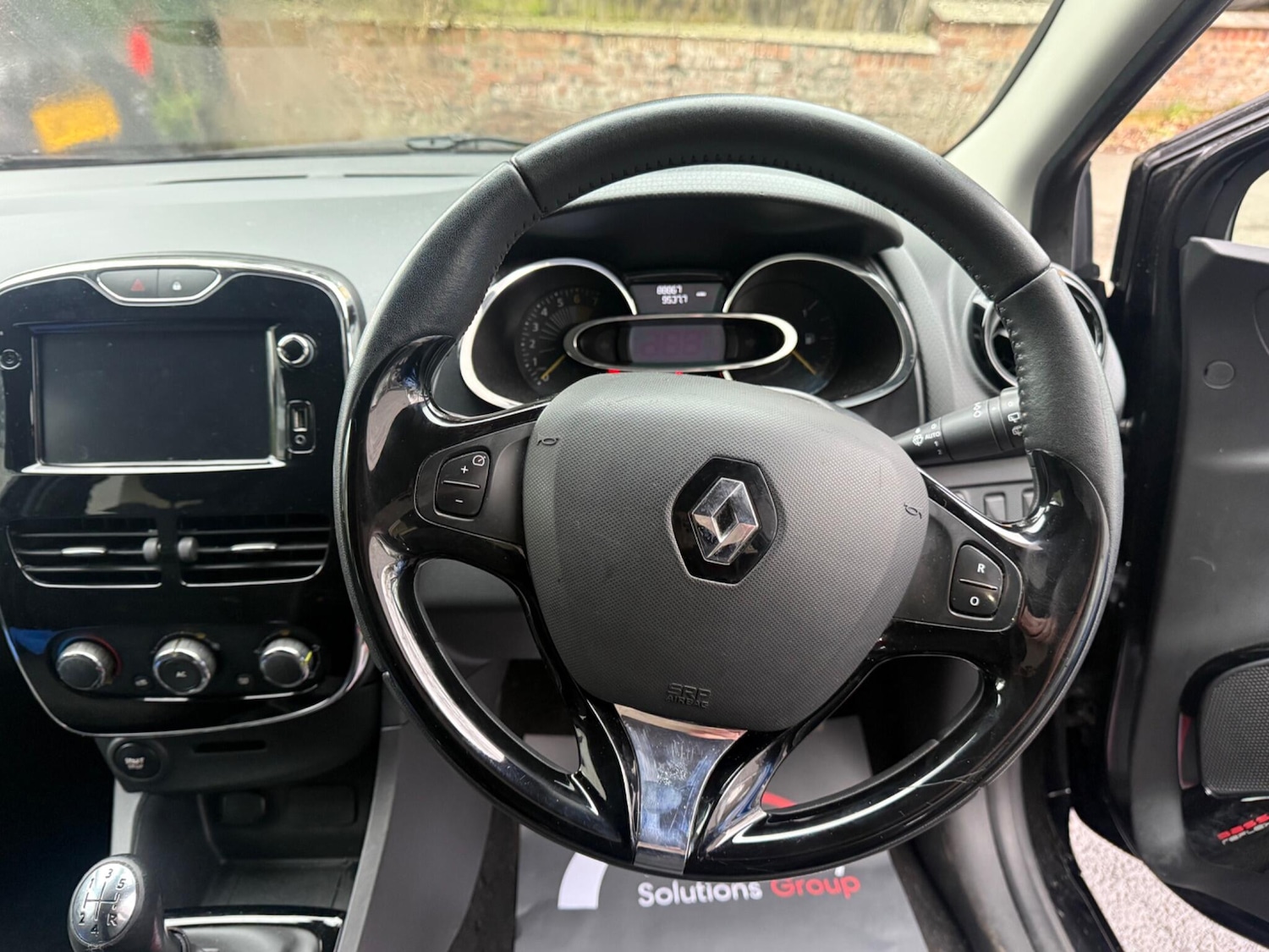 Used Renault Clio 2014 for sale - 77468147: Photo 13