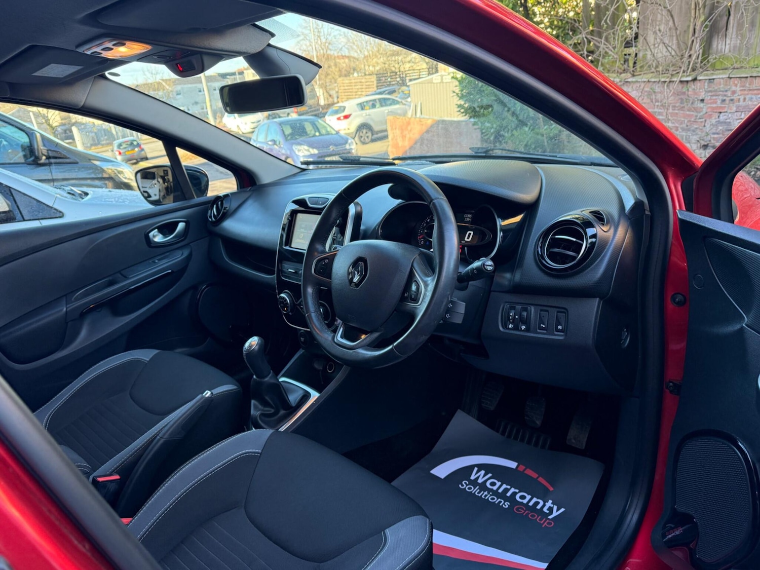 Used Renault Clio 2016 for sale - 77549723: Photo 11