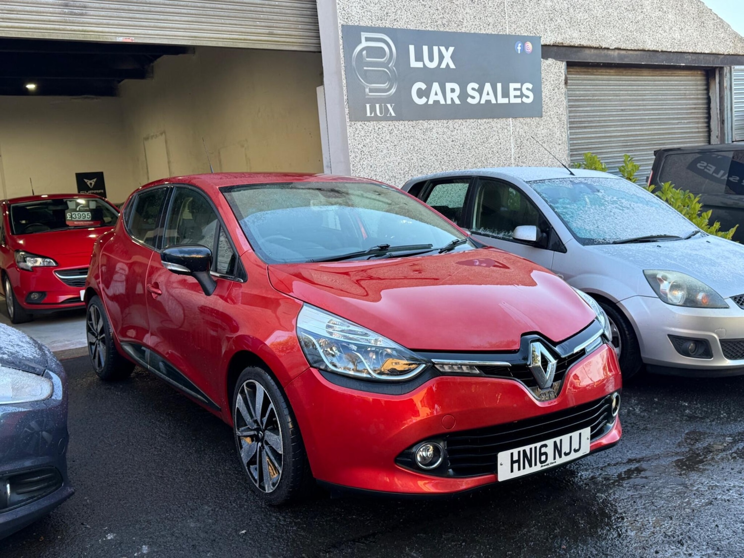 Used Renault Clio 2016 for sale - 77549723: Photo 2
