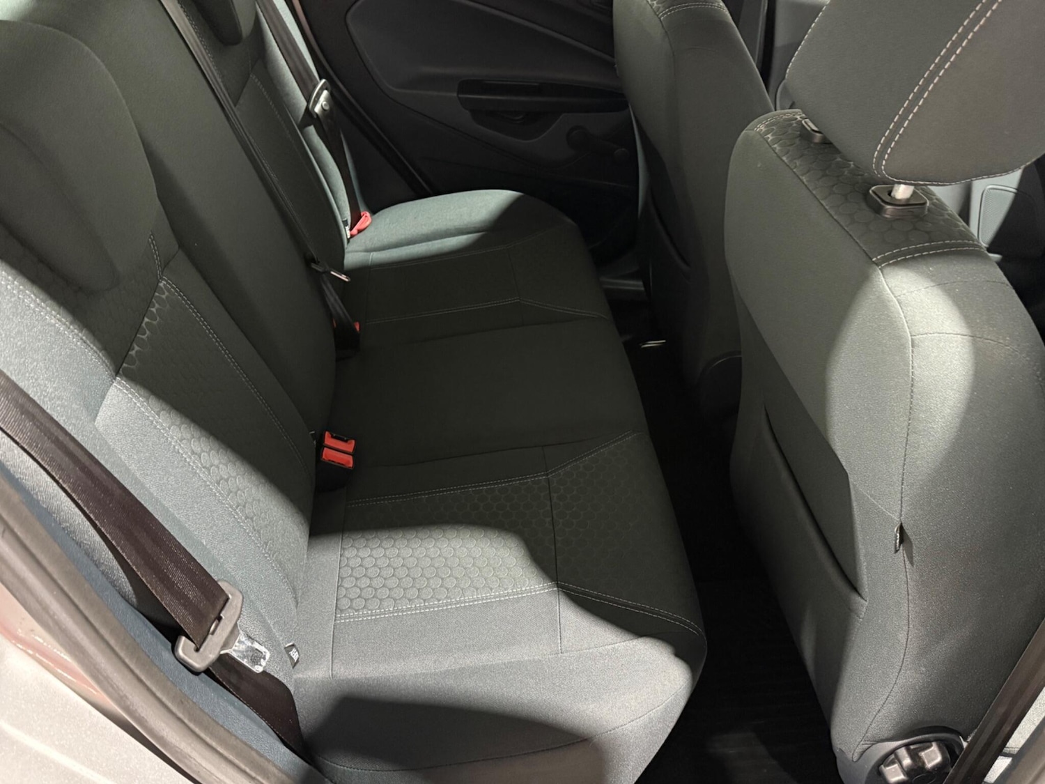 Used Ford Fiesta 2010 for sale - 76440382: Photo 17