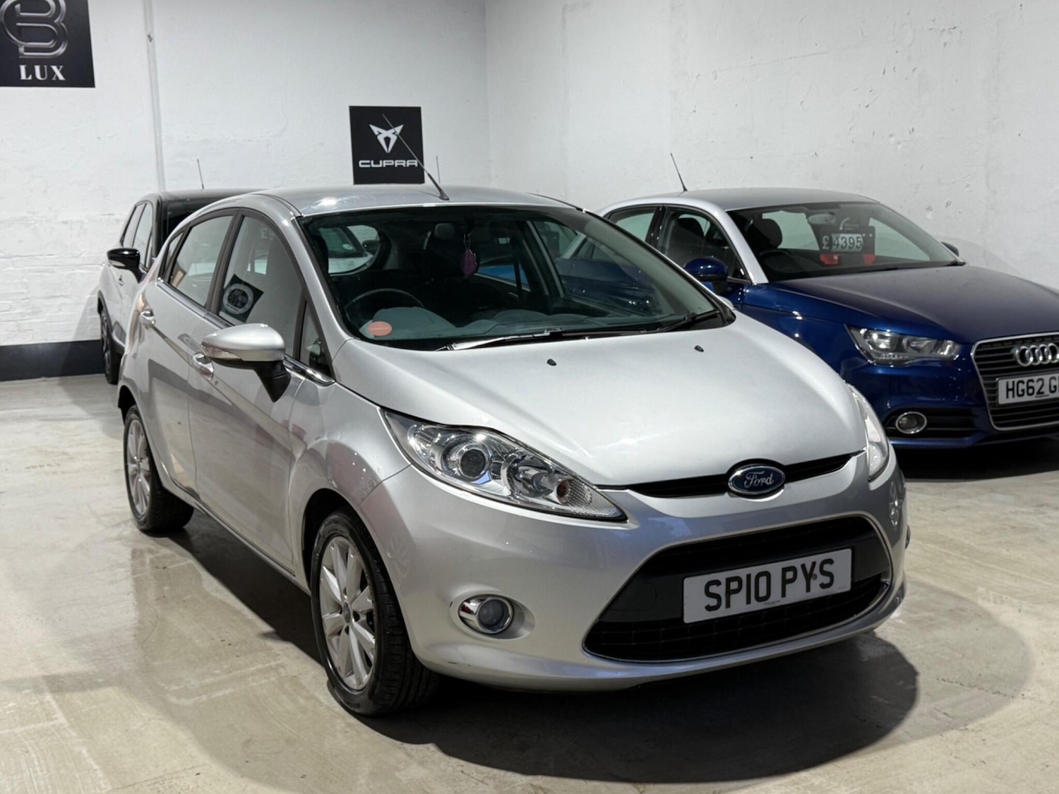 Used Ford Fiesta 2010 for sale - 76440382: Photo 2