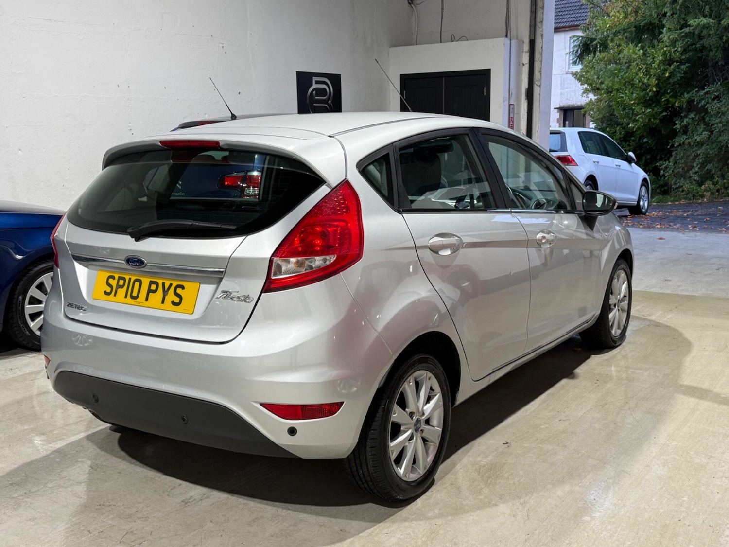 Used Ford Fiesta 2010 for sale - 76440382: Photo 5