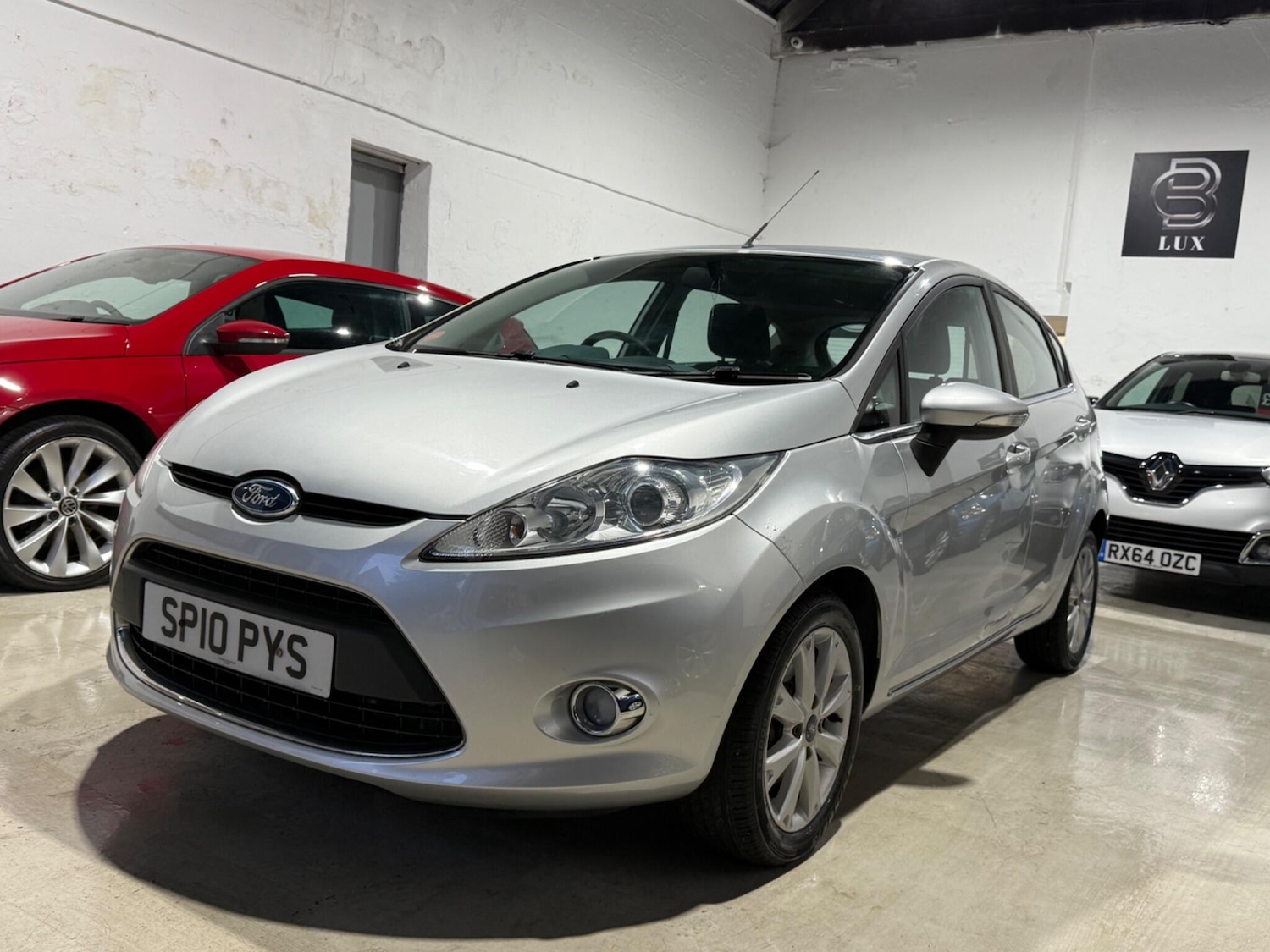 Used Ford Fiesta 2010 for sale - 76440382: Photo 9