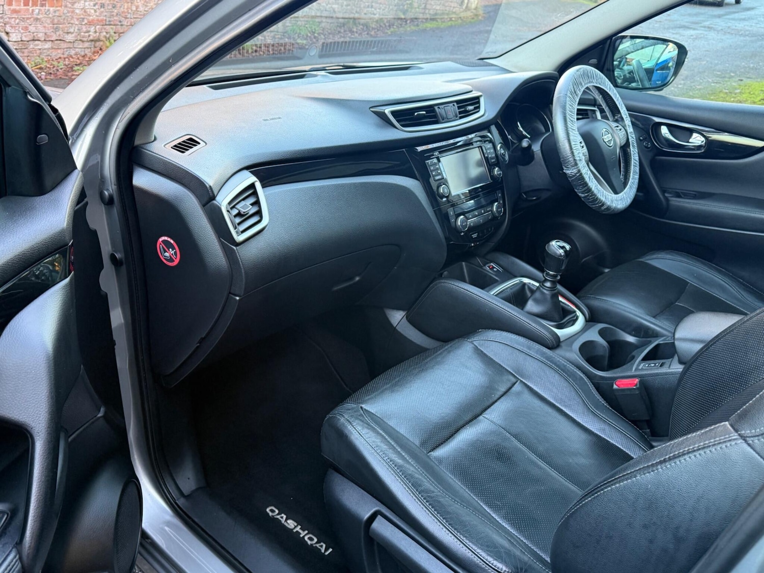 Used Nissan Qashqai 2015 for sale - 76926548: Photo 25