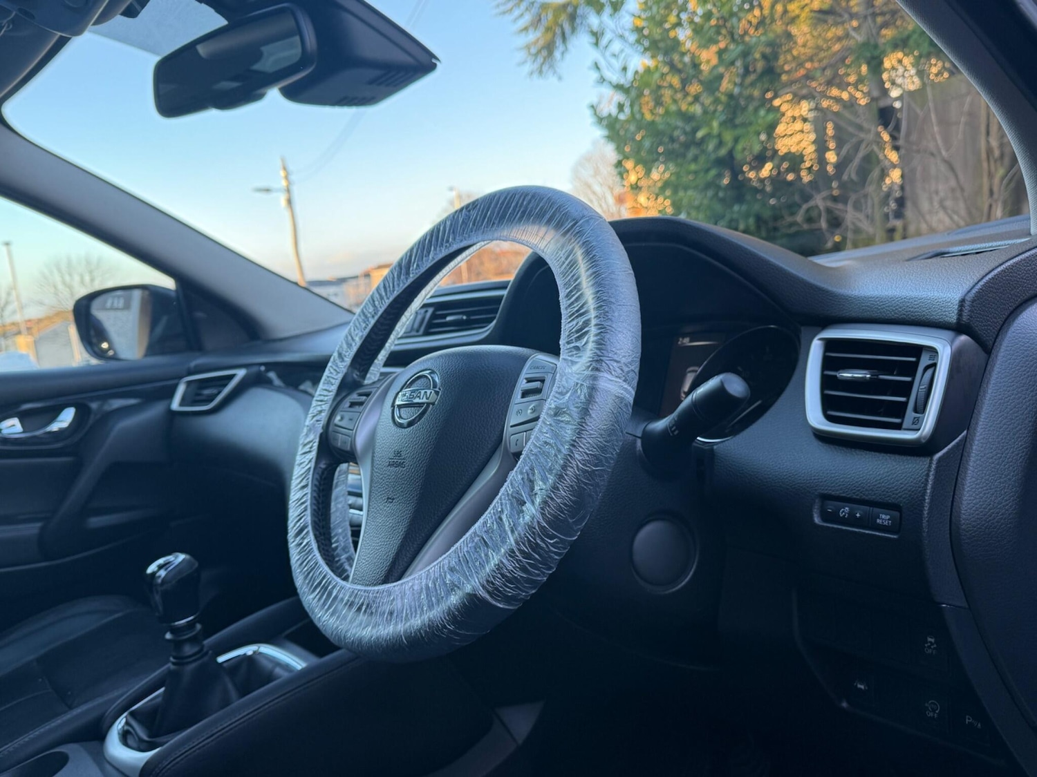 Used Nissan Qashqai 2015 for sale - 76926548: Photo 31