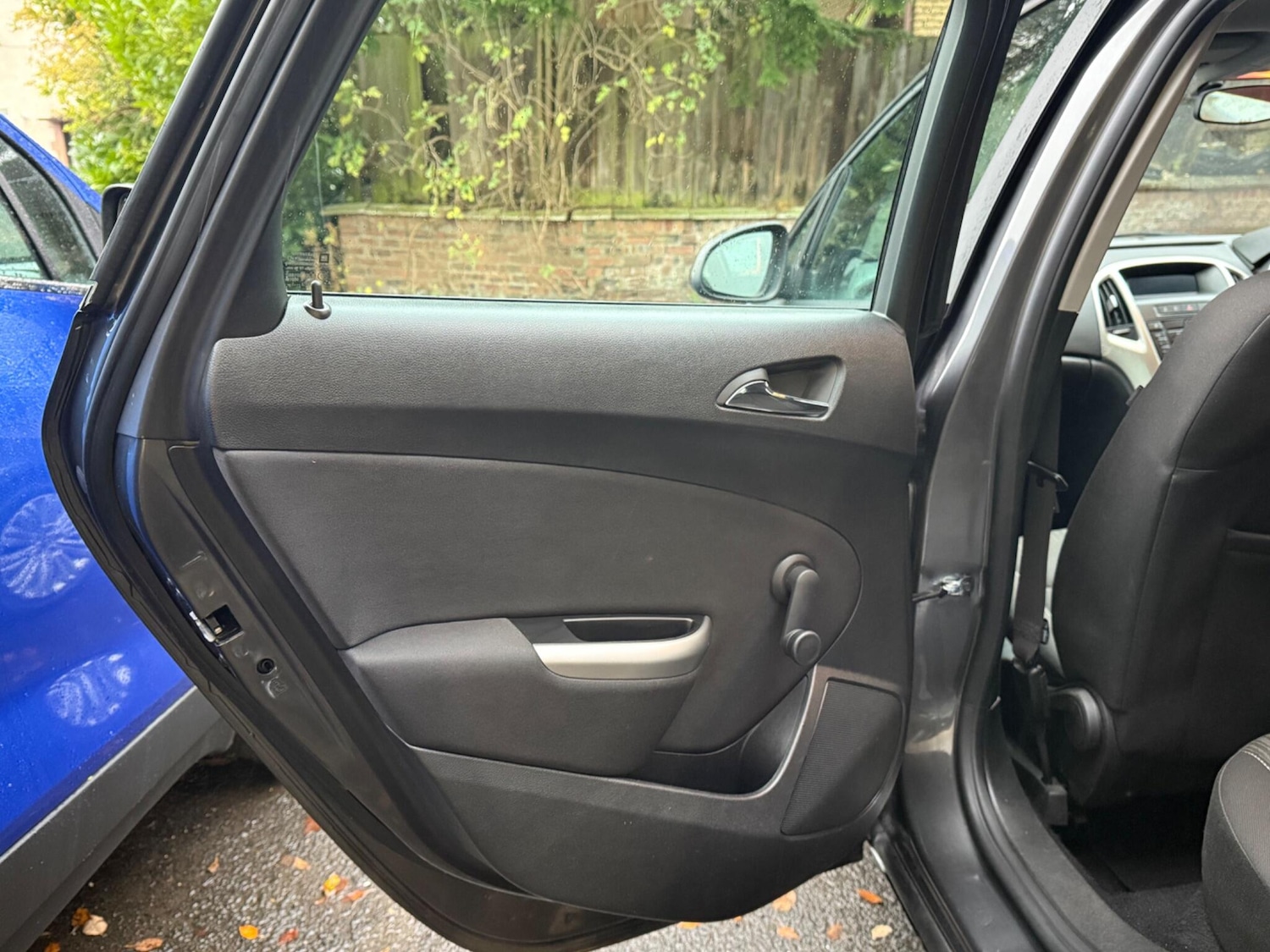 Used Vauxhall Astra 2011 for sale - 76573514: Photo 28