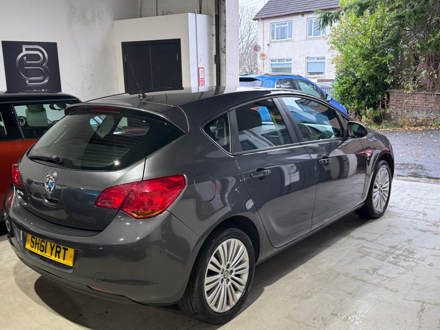 Used Vauxhall Astra 2011 for sale - 76573514: Photo 5