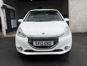 Used Peugeot 208 2013 for sale - 79532866: Photo