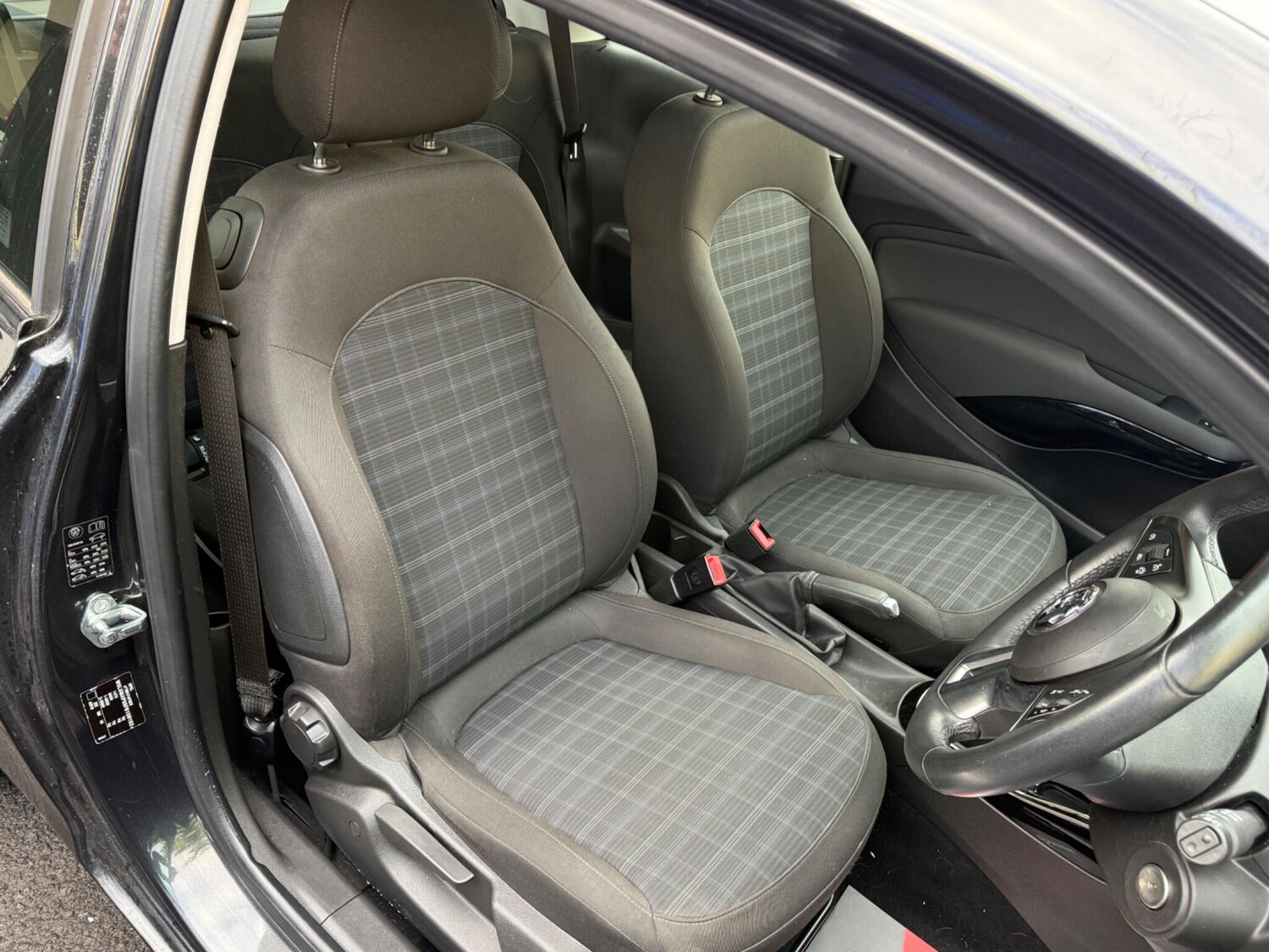 Used Vauxhall ADAM 2015 for sale - 77573955: Photo 14