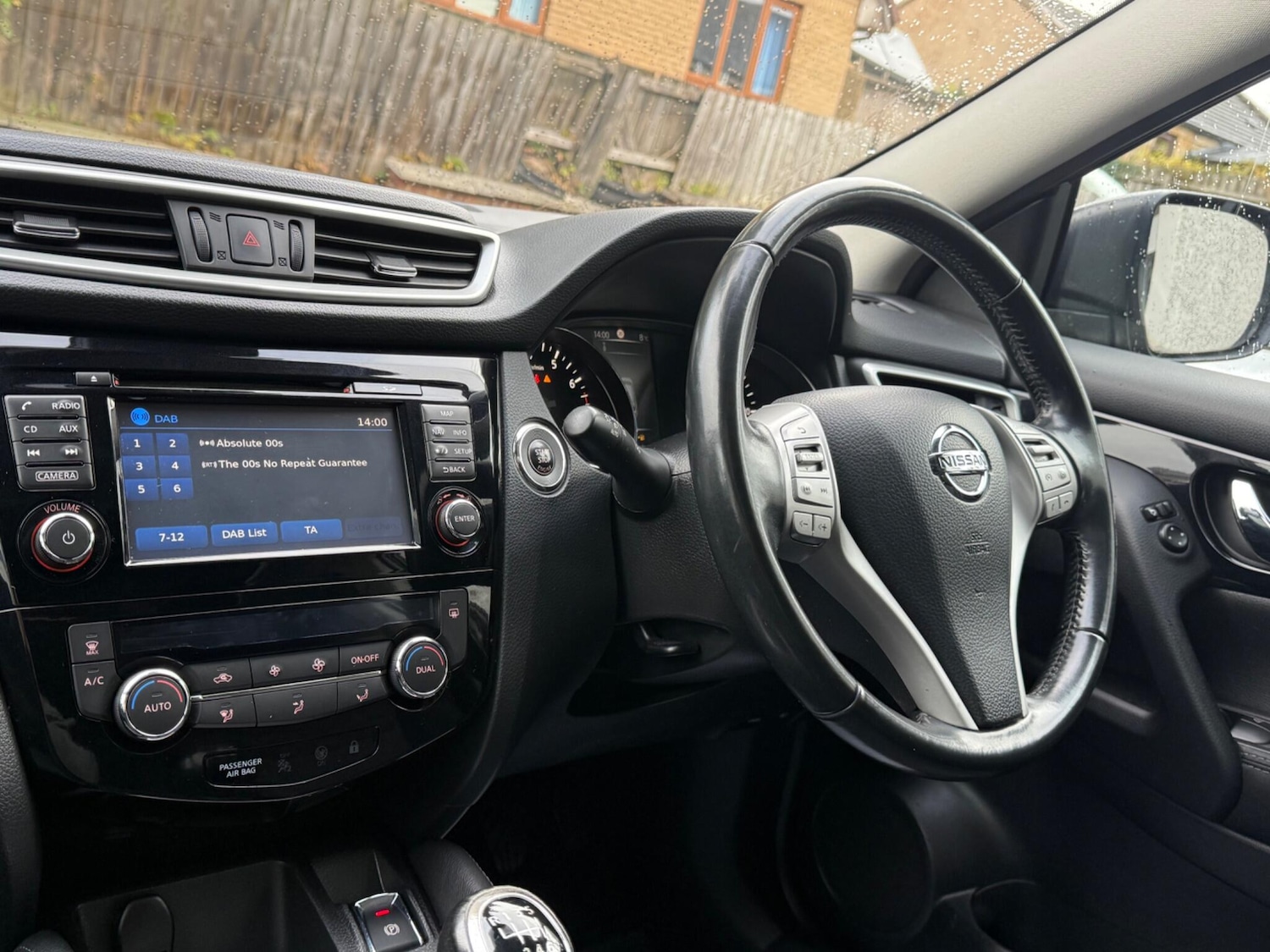 Used Nissan Qashqai 2014 for sale - 76409084: Photo 30