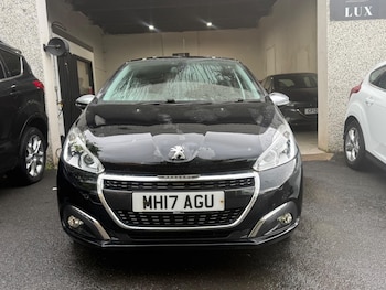 Used Peugeot 208 2017 for sale - 79440548: Photo