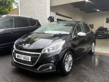 Used Peugeot 208 2017 for sale - 79440548: Photo