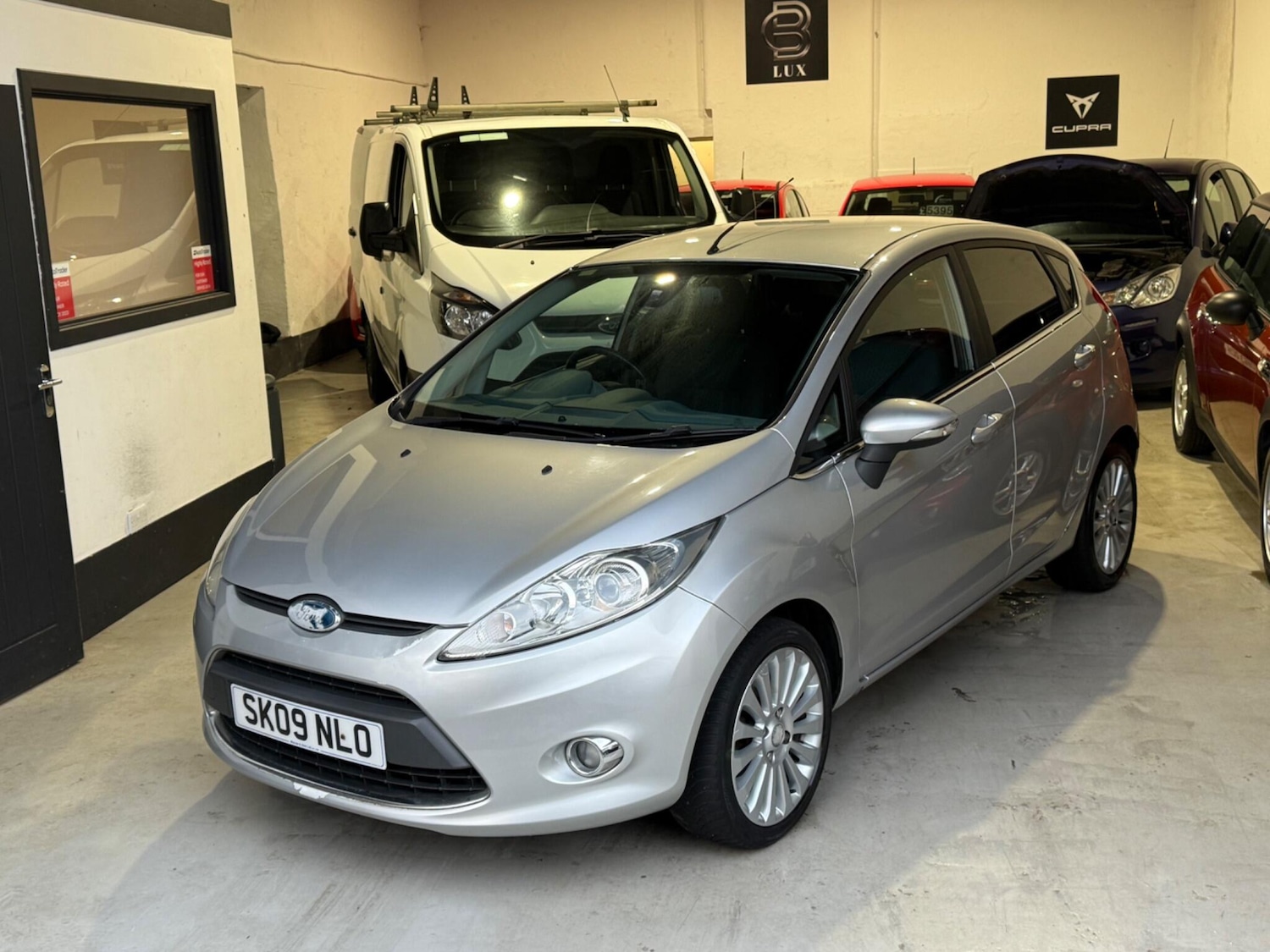 Used Ford Fiesta 2009 for sale - 77131270: Photo 2