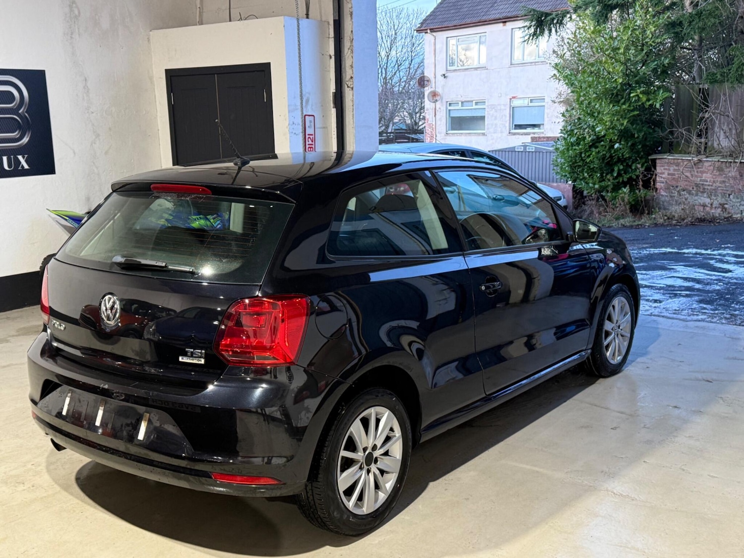 Used Volkswagen Polo 2015 for sale - 77131902: Photo 5