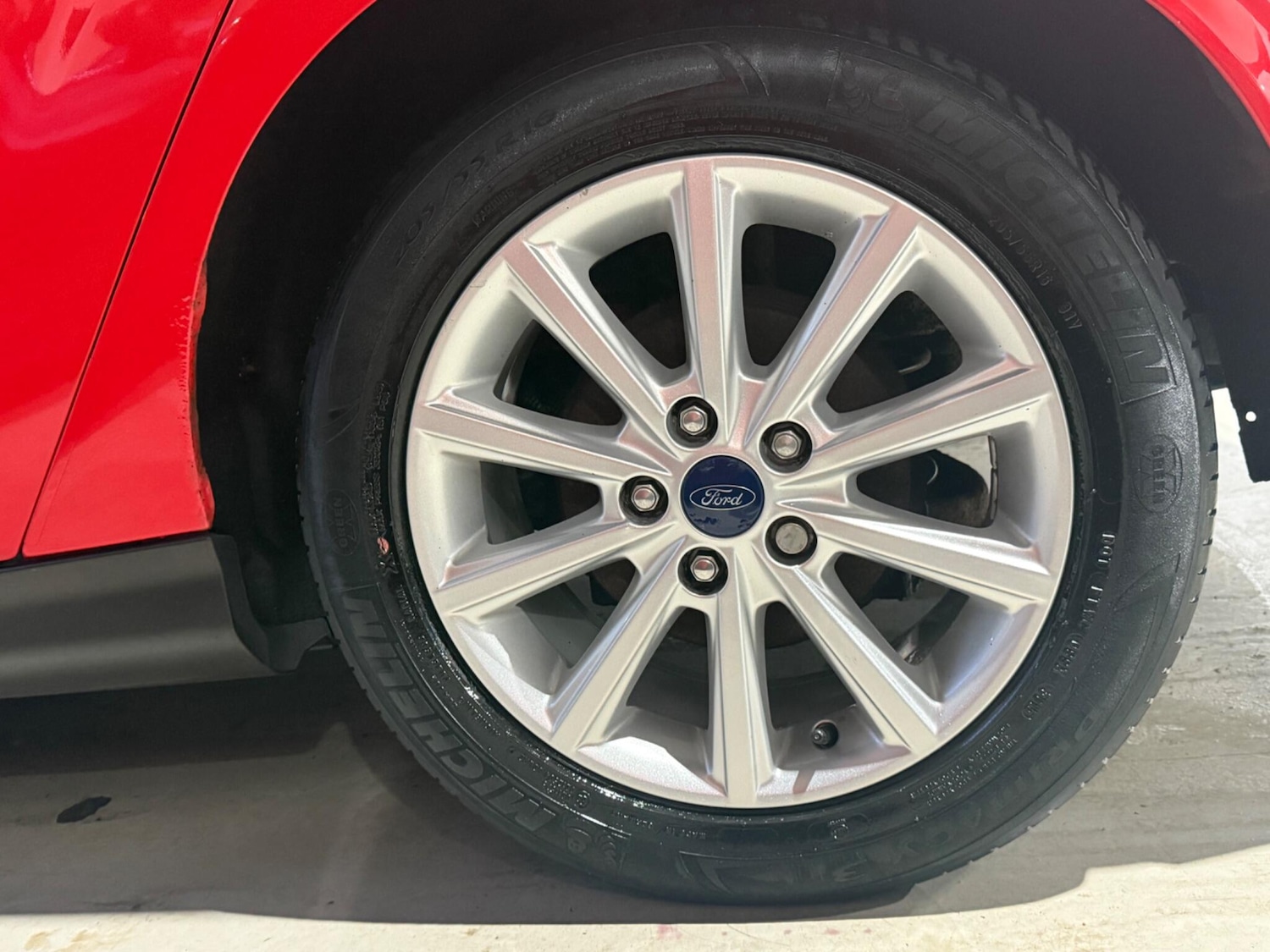 Used Ford Focus 2015 for sale - 76990599: Photo 18