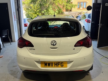 Used Vauxhall Astra 2011 for sale - 78375080: Photo