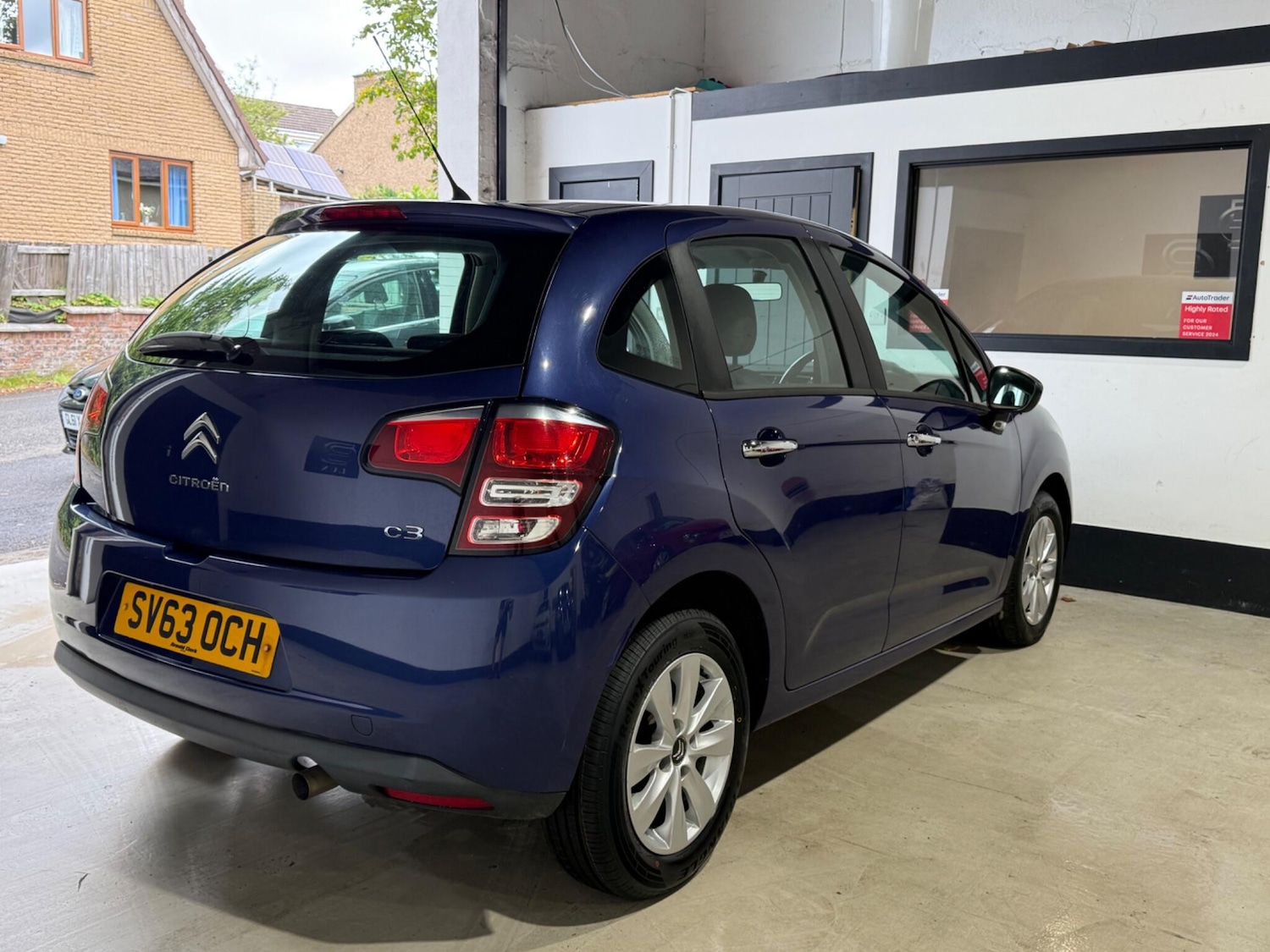Vehicle 5