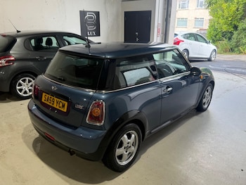 Used MINI Hatch 2009 for sale - 79475331: Photo