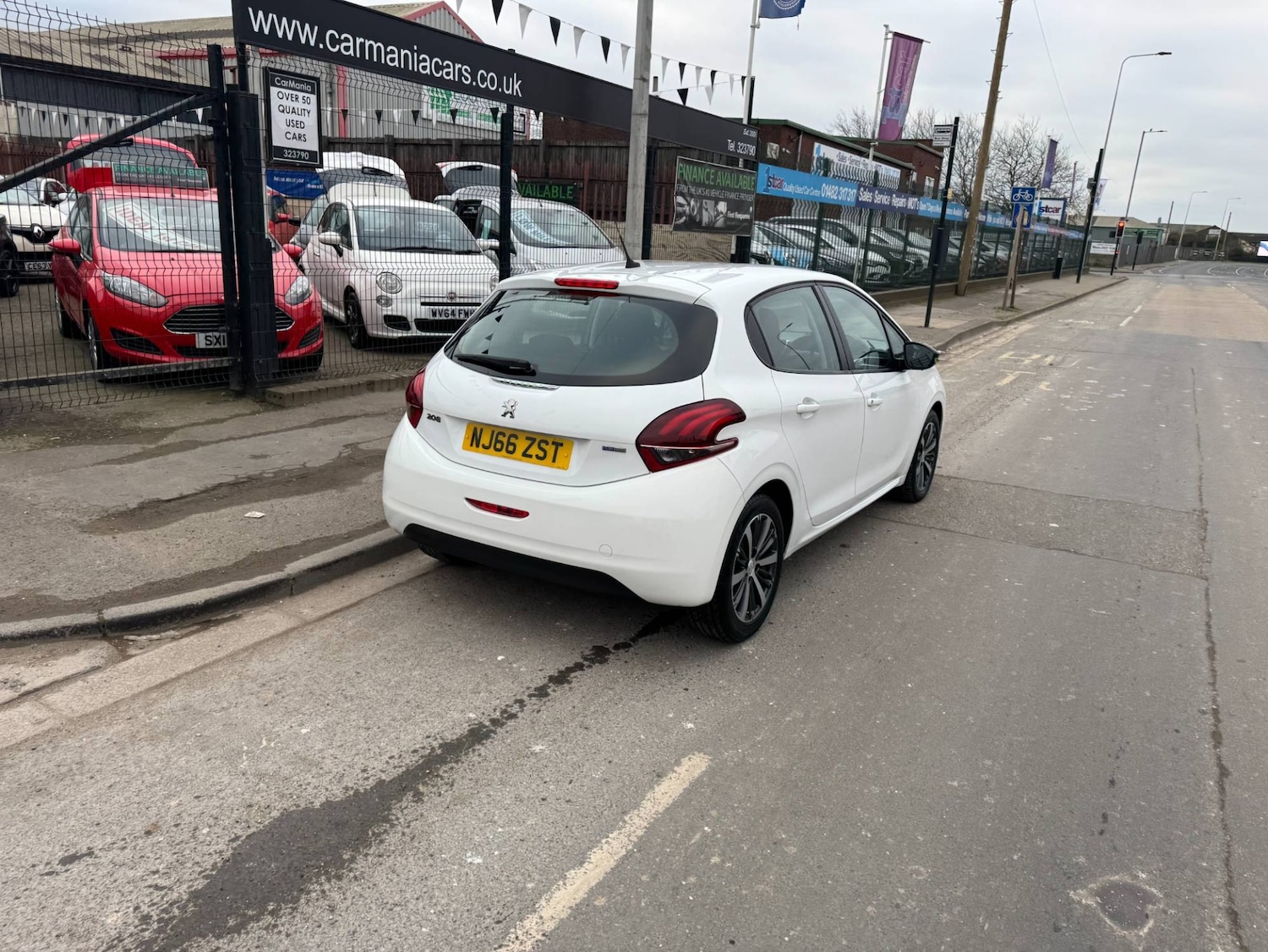 Used Peugeot 208 2016 for sale - 77790729: Photo 11