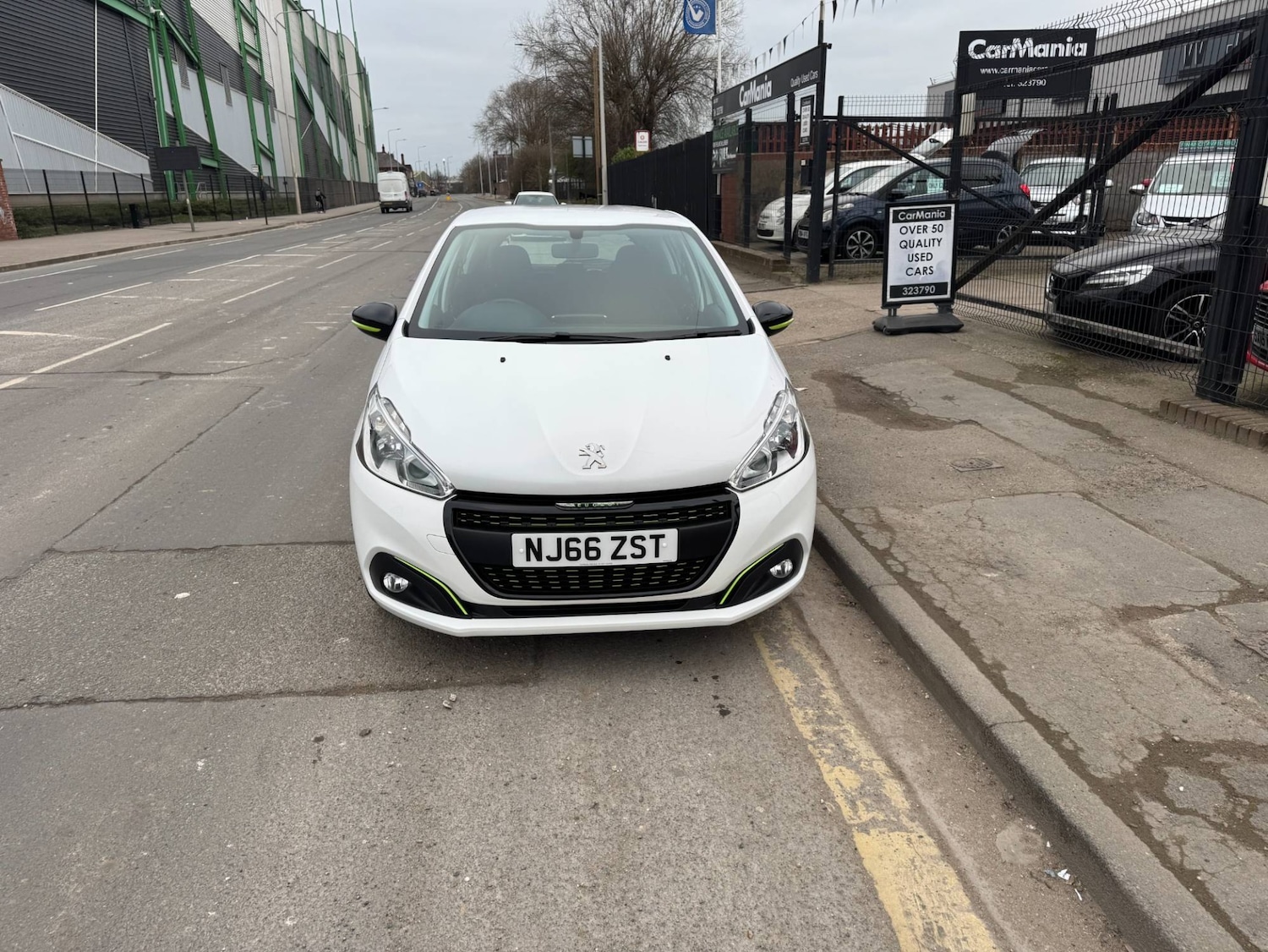 Used Peugeot 208 2016 for sale - 77790729: Photo 2
