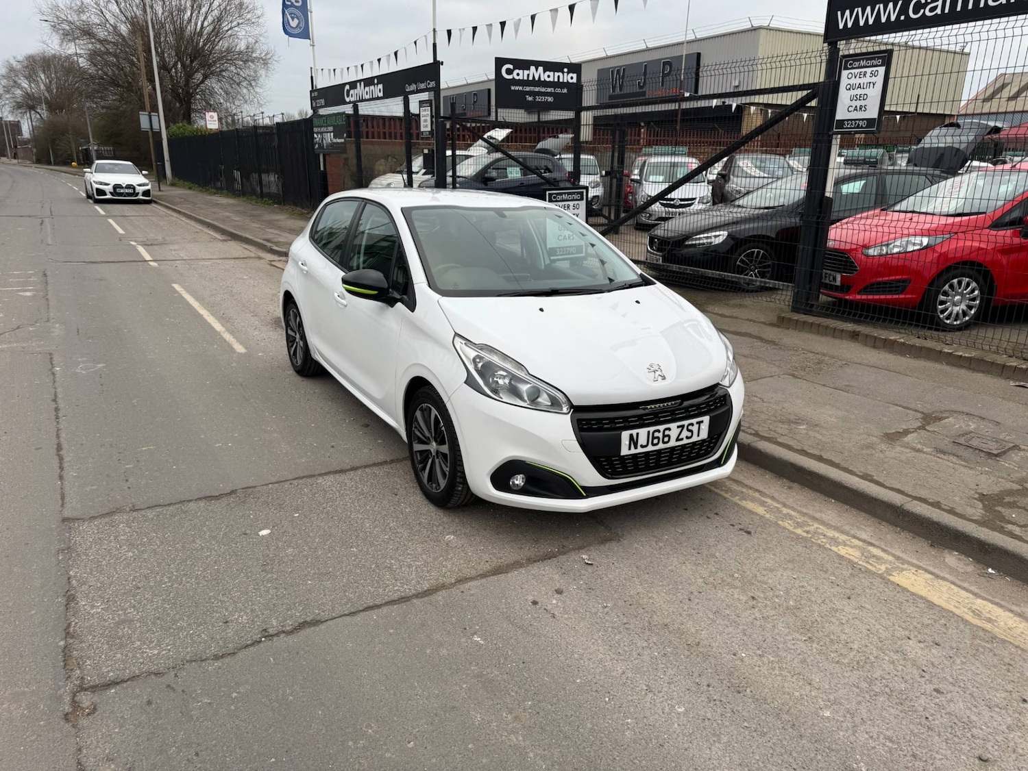 Used Peugeot 208 2016 for sale - 77790729: Photo 4