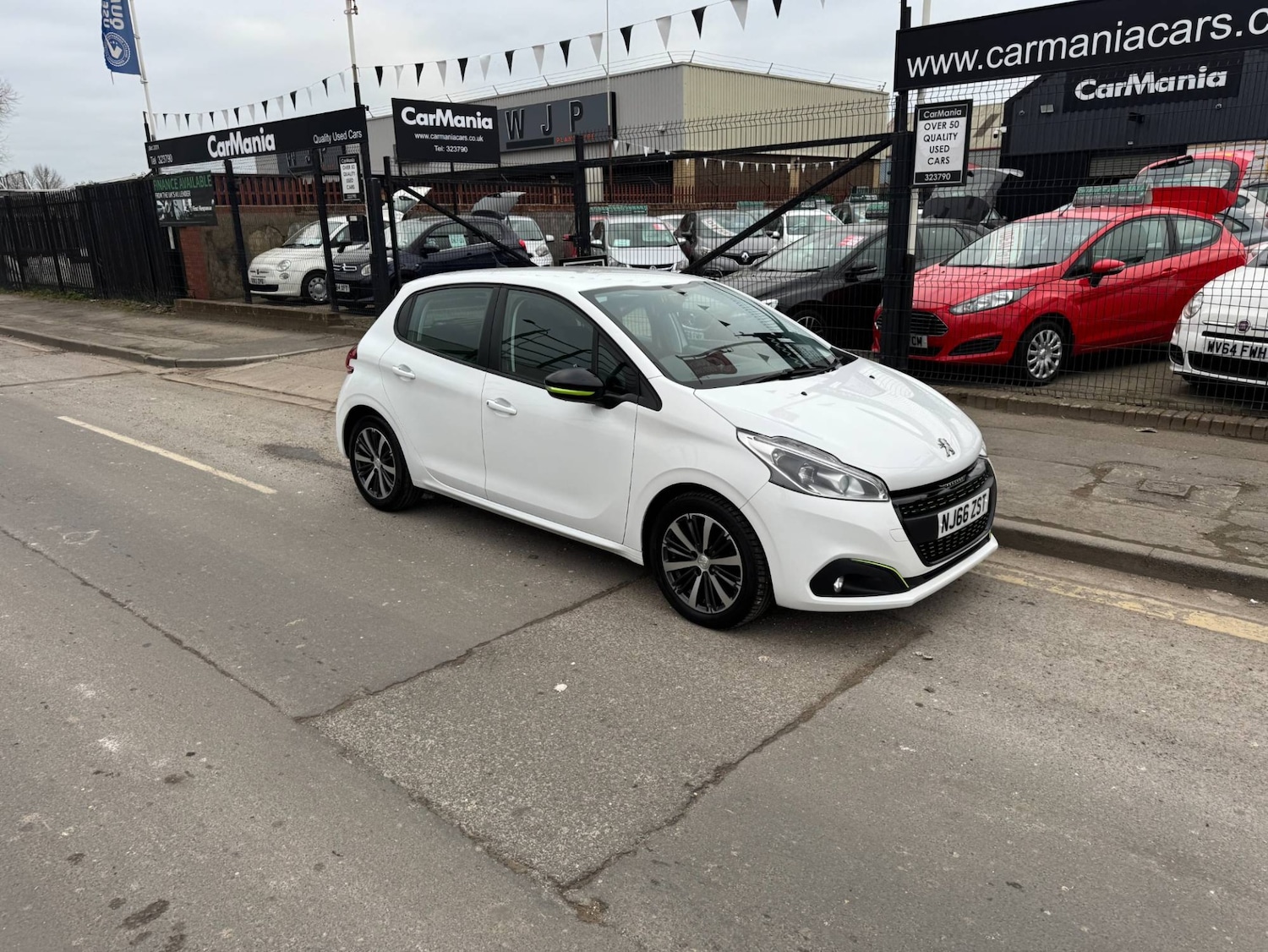 Used Peugeot 208 2016 for sale - 77790729: Photo 6