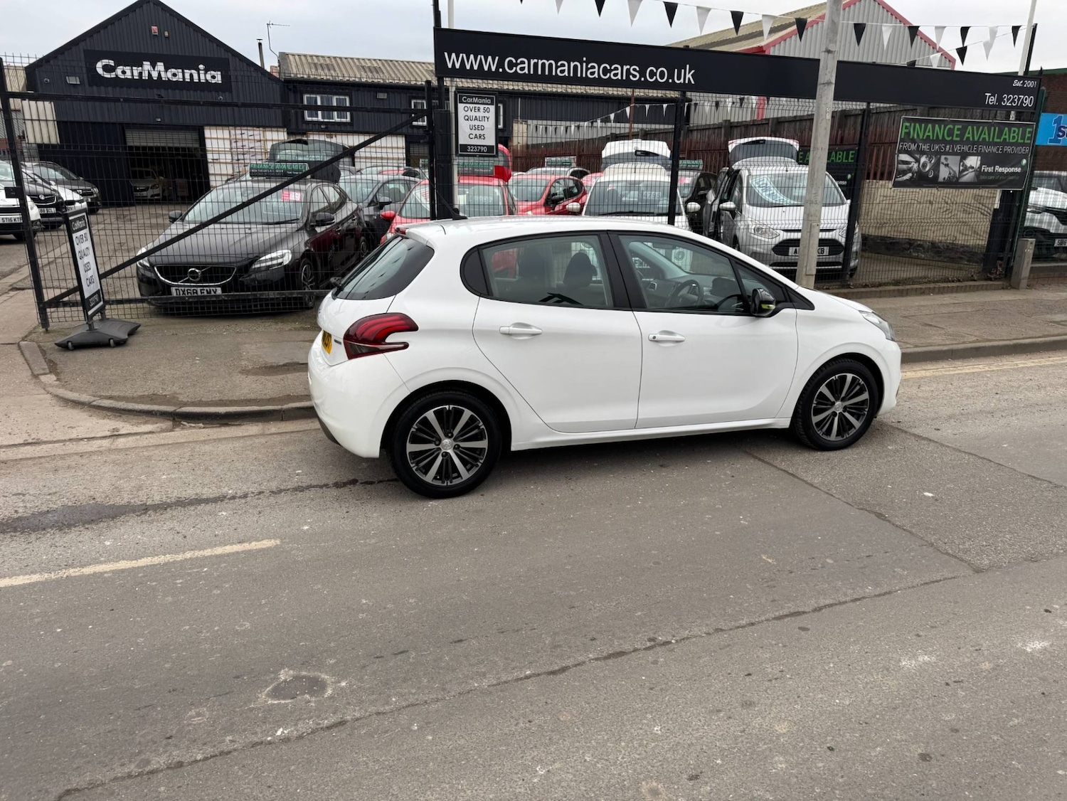 Used Peugeot 208 2016 for sale - 77790729: Photo 8