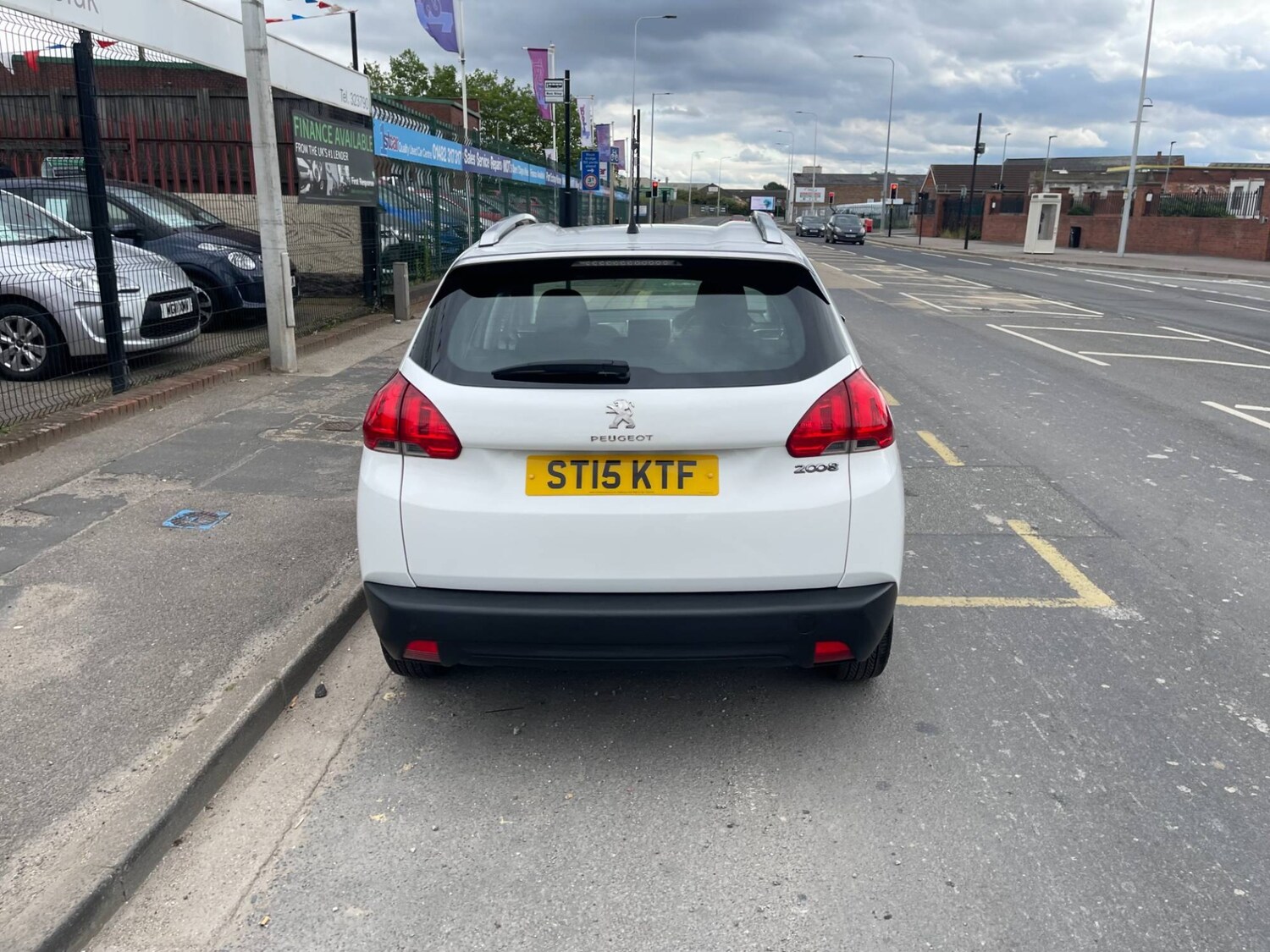 Used Peugeot 2008 2015 for sale - 76035623: Photo 11
