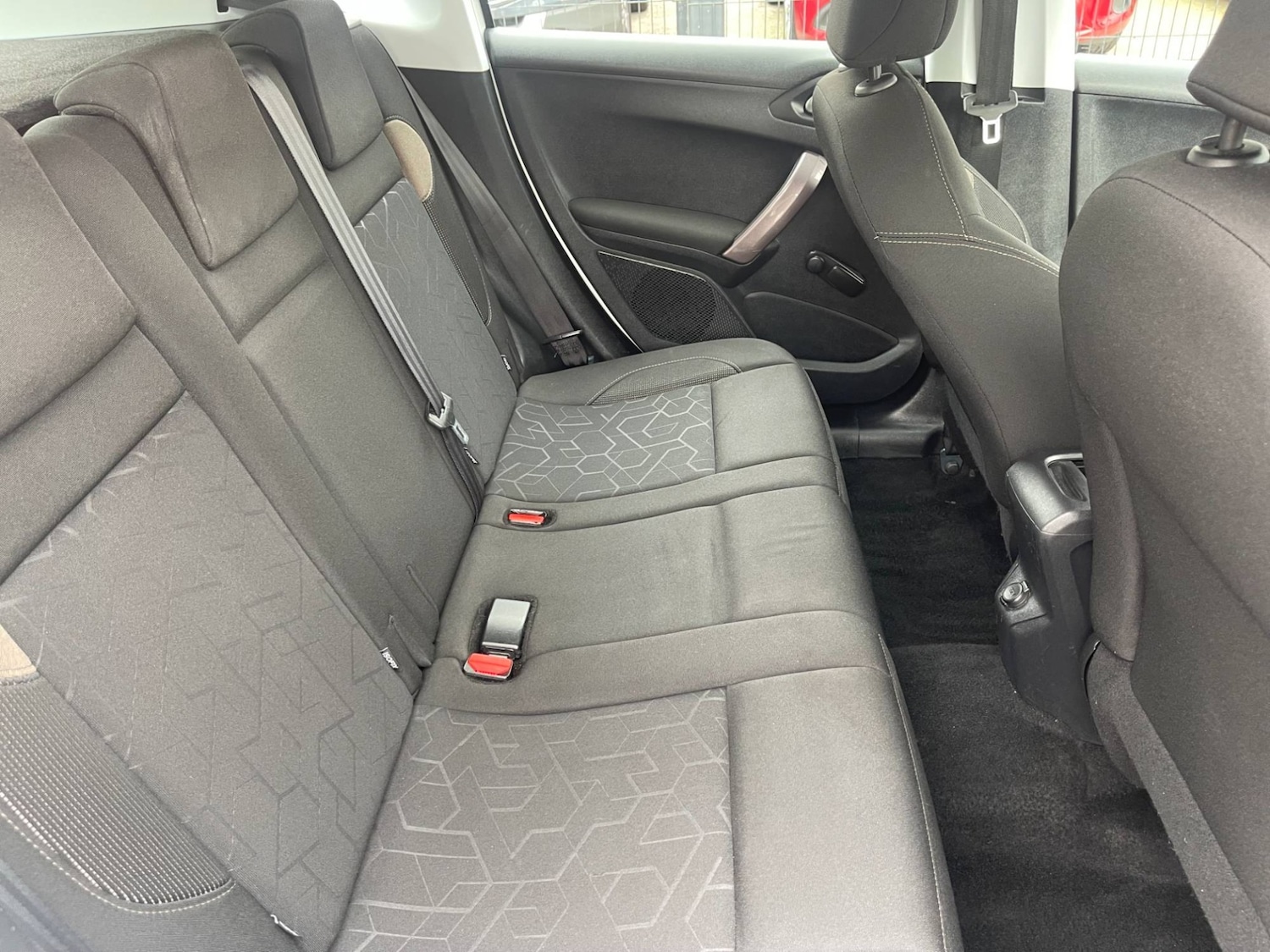 Used Peugeot 2008 2015 for sale - 76035623: Photo 14